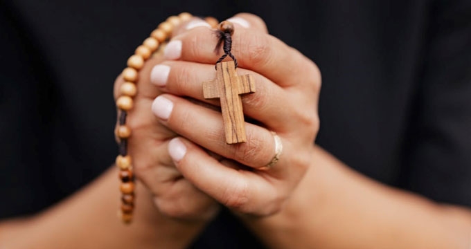 Rosary Misterium. I tasselli del cuore