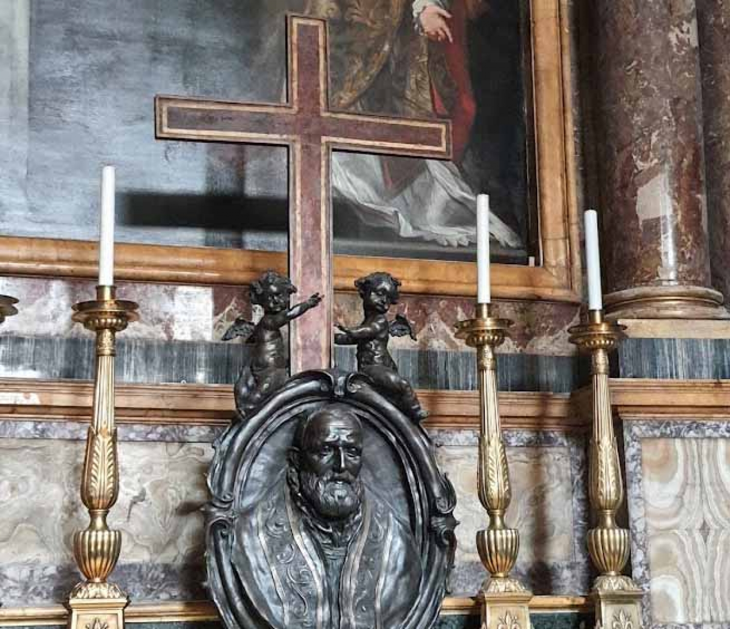 Via Crucis con la croce di San Filippo Neri